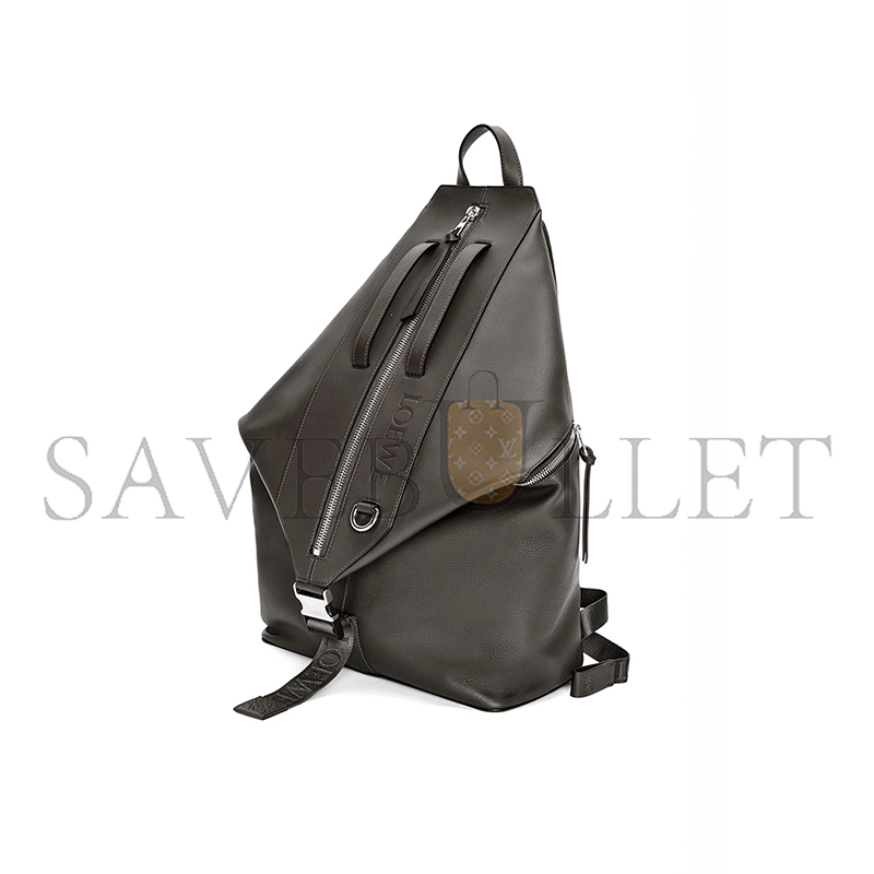 LOEWE CONVERTIBLE BACKPACK IN CLASSIC CALFSKIN B777W36X03-1220 (50*40*20cm) LOEWE CONVERTIBLE BACKPACK IN CLASSIC CALFSKIN B777W36X03-1220 (50*40*20cm)